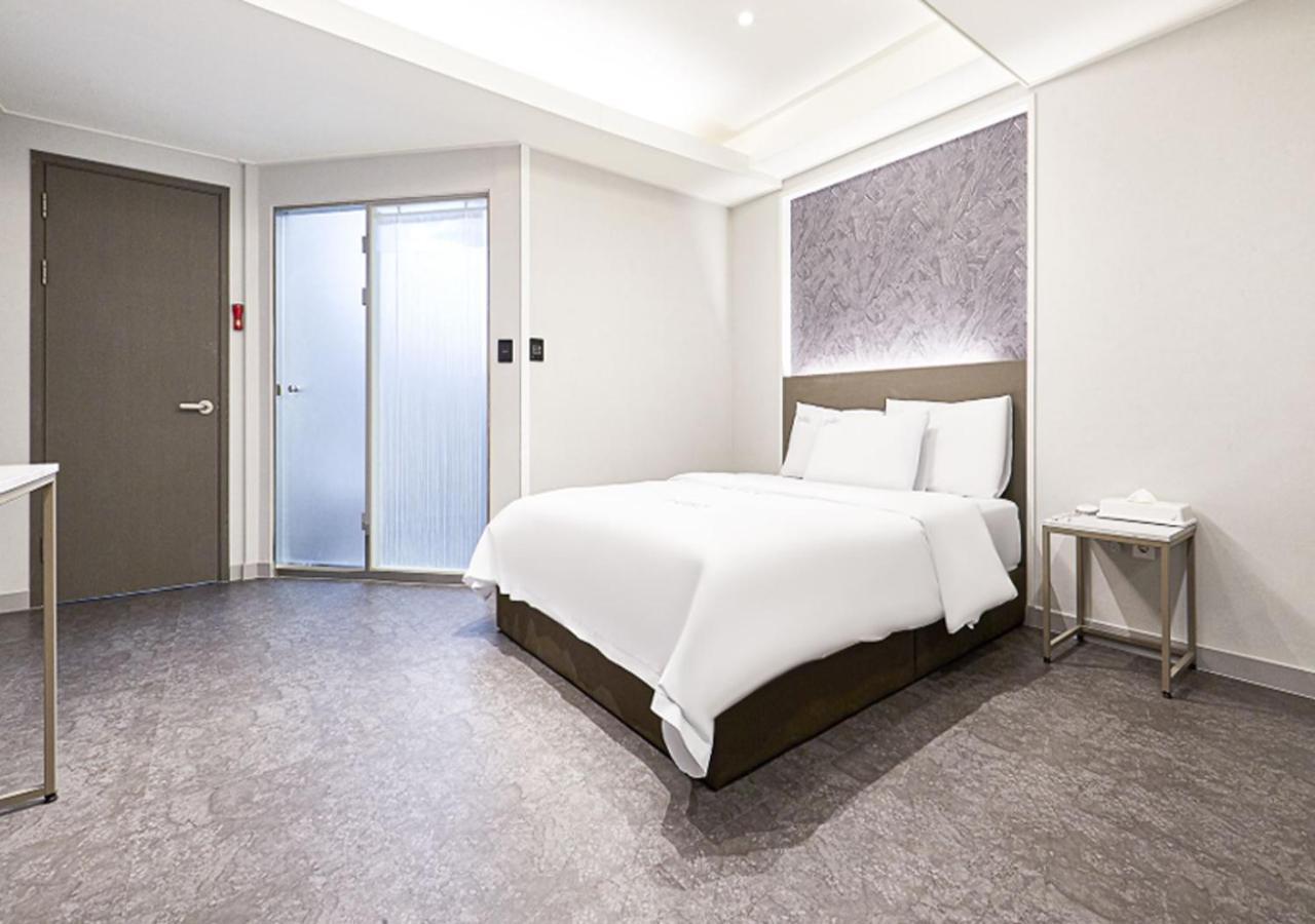 Regency Hotel Сеонгнам Екстериор снимка