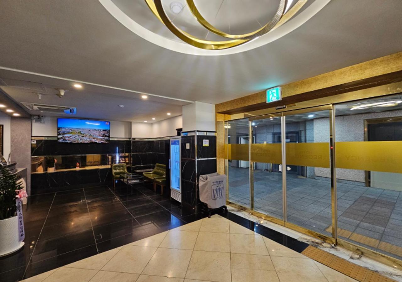 Regency Hotel Сеонгнам Екстериор снимка